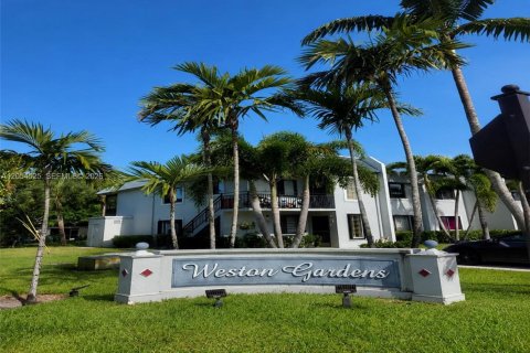 Condo in Weston, Florida, 2 bedrooms  № 2248294