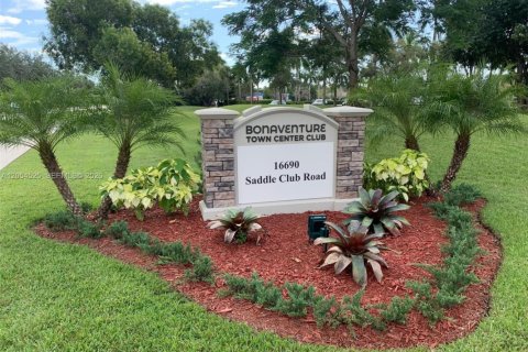 Condo in Weston, Florida, 2 bedrooms  № 2248294 - photo 18