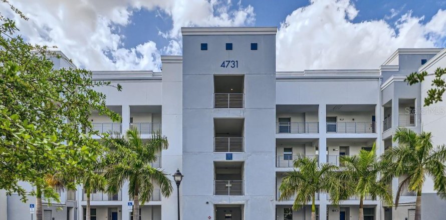 Condo in Kissimmee, Florida, 2 bedrooms № 1679180