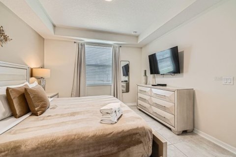 Condo in Kissimmee, Florida, 2 bedrooms  № 1679180 - photo 16