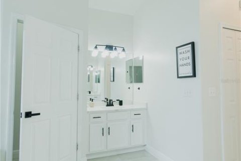 Casa en alquiler en Davenport, Florida, 5 dormitorios, 242.57 m2 № 1894538 - foto 21