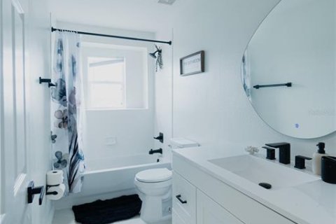 Casa en alquiler en Davenport, Florida, 5 dormitorios, 242.57 m2 № 1894538 - foto 29