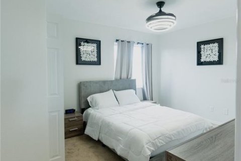 Casa en alquiler en Davenport, Florida, 5 dormitorios, 242.57 m2 № 1894538 - foto 27