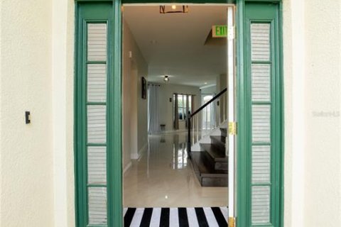 Casa en alquiler en Davenport, Florida, 5 dormitorios, 242.57 m2 № 1894538 - foto 3