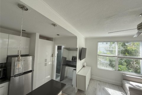 Купить кондоминиум в Корал-Гейблс, Флорида 25.55м2, № 2037839 - фото 5