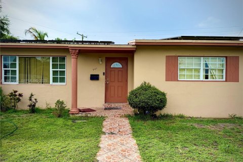 Купить виллу или дом в Майами-Гарденс, Флорида 3 спальни, 127.09м2, № 1988196 - фото 5