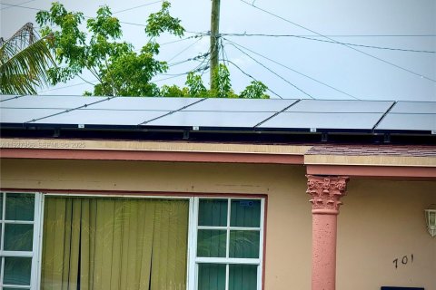 Купить виллу или дом в Майами-Гарденс, Флорида 3 спальни, 127.09м2, № 1988196 - фото 3