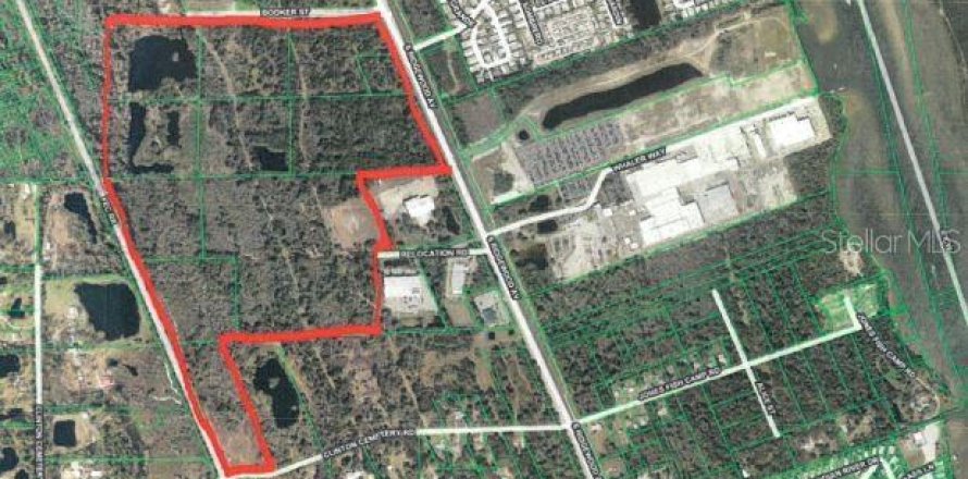 Commercial property in Edgewater, Florida № 1873238