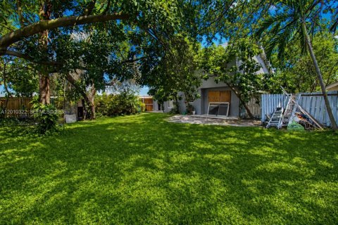 Casa en venta en Sunrise, Florida, 4 dormitorios, 174.28 m2 № 2074496 - foto 24