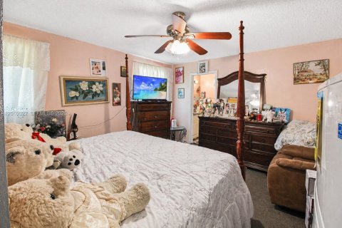 Casa en venta en Sunrise, Florida, 4 dormitorios, 174.28 m2 № 2074496 - foto 11