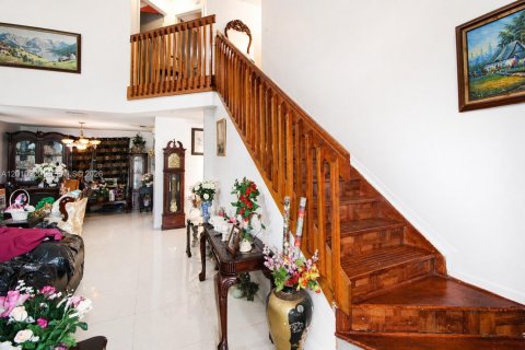 Casa en venta en Sunrise, Florida, 4 dormitorios, 174.28 m2 № 2074496 - foto 4