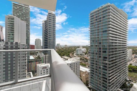 Condo in Miami, Florida, 2 bedrooms  № 1926173 - photo 13