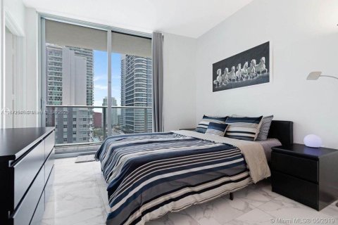Condo in Miami, Florida, 2 bedrooms  № 1926173 - photo 15