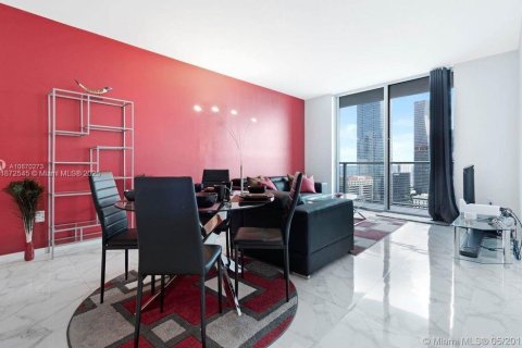 Condo in Miami, Florida, 2 bedrooms  № 1926173 - photo 2