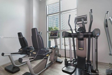 Condo in Miami, Florida, 2 bedrooms  № 1926173 - photo 29