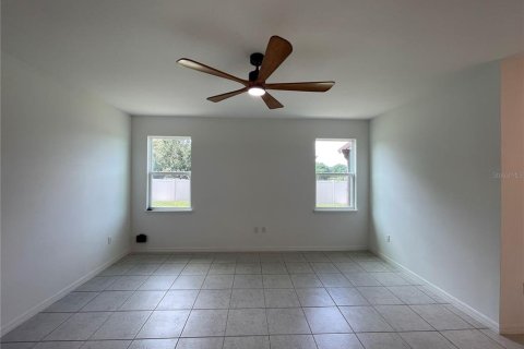 House in Eagle Lake, Florida 4 bedrooms, 168.71 sq.m. № 2285229 - photo 23