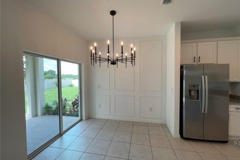 House in Eagle Lake, Florida 4 bedrooms, 168.71 sq.m. № 2285229 - photo 26