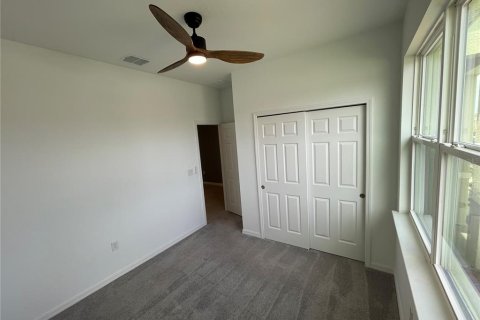 House in Eagle Lake, Florida 4 bedrooms, 168.71 sq.m. № 2285229 - photo 9