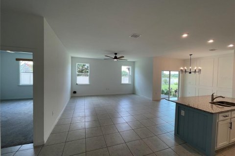 House in Eagle Lake, Florida 4 bedrooms, 168.71 sq.m. № 2285229 - photo 21
