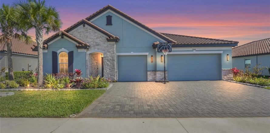 Casa en Sarasota, Florida 5 dormitorios, 376.9 m2 № 2212210