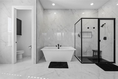 Casa en venta en Sarasota, Florida, 5 dormitorios, 376.9 m2 № 2212210 - foto 21