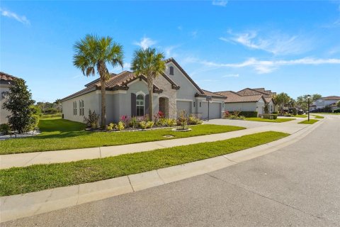 Casa en venta en Sarasota, Florida, 5 dormitorios, 376.9 m2 № 2212210 - foto 2