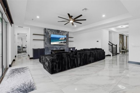 Casa en venta en Sarasota, Florida, 5 dormitorios, 376.9 m2 № 2212210 - foto 14
