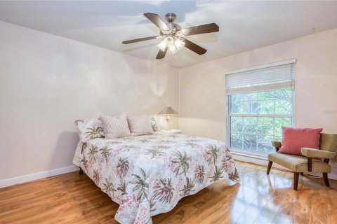 Condo in Seminole, Florida, 2 bedrooms  № 1811027 - photo 8
