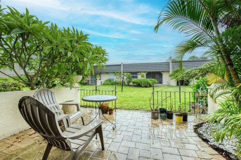 Condo in Seminole, Florida, 2 bedrooms  № 1811027 - photo 15