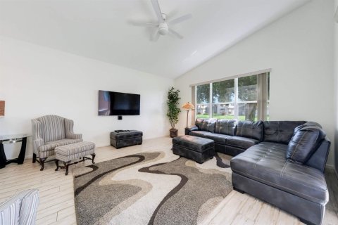 Casa en venta en Lake Worth, Florida, 3 dormitorios, 197.32 m2 № 2178585 - foto 17