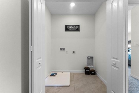 Townhouse in Apopka, Florida 3 bedrooms, 168.71 sq.m. № 1866129 - photo 26