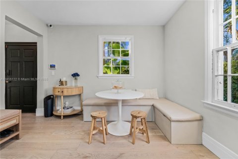 Купить виллу или дом в Майами-Бич, Флорида 4 спальни, 212.75м2, № 1766589 - фото 9