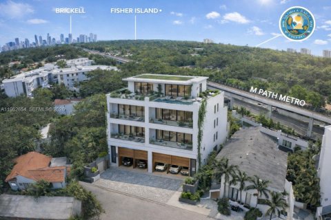 Immobilier commercial à vendre à Miami, Floride: 145.02 m2 № 2023807 - photo 3