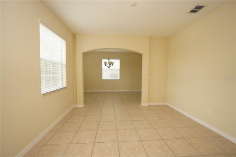 Villa ou maison à louer à Orlando, Floride: 5 chambres, 316.61 m2 № 2113774 - photo 5