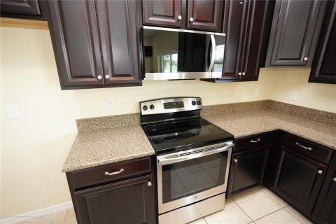 Villa ou maison à louer à Orlando, Floride: 5 chambres, 316.61 m2 № 2113774 - photo 9