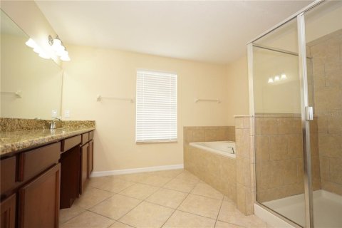 Villa ou maison à louer à Orlando, Floride: 5 chambres, 316.61 m2 № 2113774 - photo 25