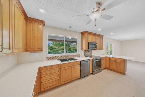 Casa en venta en Plantation, Florida, 3 dormitorios, 208.84 m2 № 2087510 - foto 19