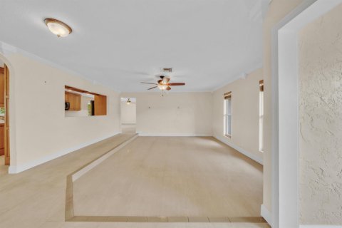 Casa en venta en Plantation, Florida, 3 dormitorios, 208.84 m2 № 2087510 - foto 14