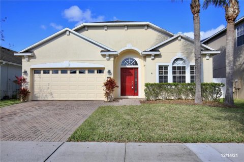 Villa ou maison à louer à Orlando, Floride: 4 chambres, 181.72 m2 № 1910008 - photo 1