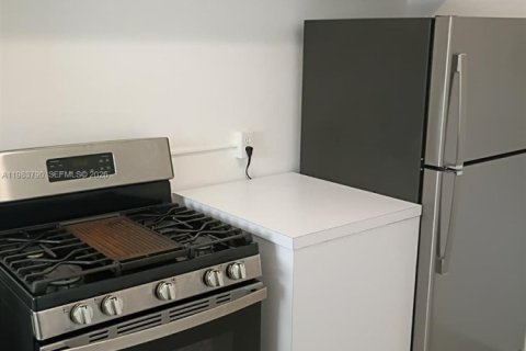 Appartement à louer à Miami Beach, Floride: 2 chambres, 139.35 m2 № 2047109 - photo 12