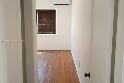 Appartement à louer à Miami Beach, Floride: 2 chambres, 139.35 m2 № 2047109 - photo 16