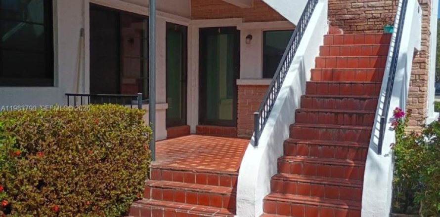 Appartement à Miami Beach, Floride 2 chambres, 139.35 m2 № 2047109