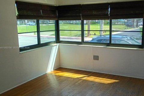 Appartement à louer à Miami Beach, Floride: 2 chambres, 139.35 m2 № 2047109 - photo 17