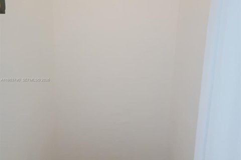 Appartement à louer à Miami Beach, Floride: 2 chambres, 139.35 m2 № 2047109 - photo 14