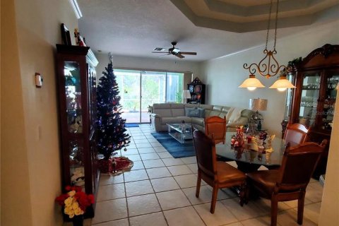 House in Land O' Lakes, Florida 2 bedrooms, 128.02 sq.m. № 1733794 - photo 6