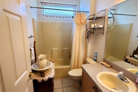House in Land O' Lakes, Florida 2 bedrooms, 128.02 sq.m. № 1733794 - photo 25