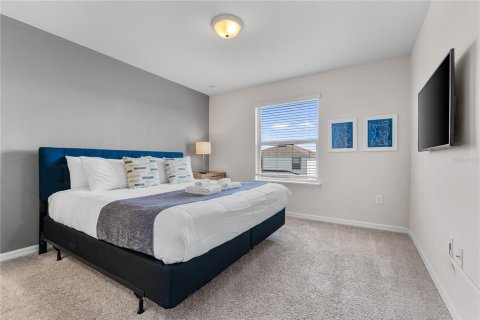 Casa en venta en Kissimmee, Florida, 6 dormitorios, 291.9 m2 № 1908217 - foto 21