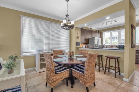 Touwnhouse à vendre à Longboat Key, Floride: 2 chambres, 133.78 m2 № 1894941 - photo 5