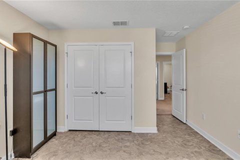 House in Riverview, Florida 4 bedrooms, 243.03 sq.m. № 2152063 - photo 28