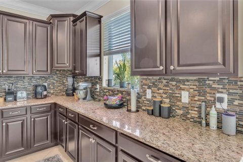 House in Riverview, Florida 4 bedrooms, 243.03 sq.m. № 2152063 - photo 15